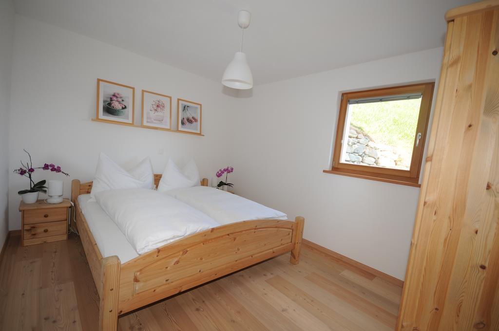 Ferienwohnung Caviezel Tschlin Exterior foto
